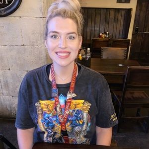 Meet your Posher, Laura